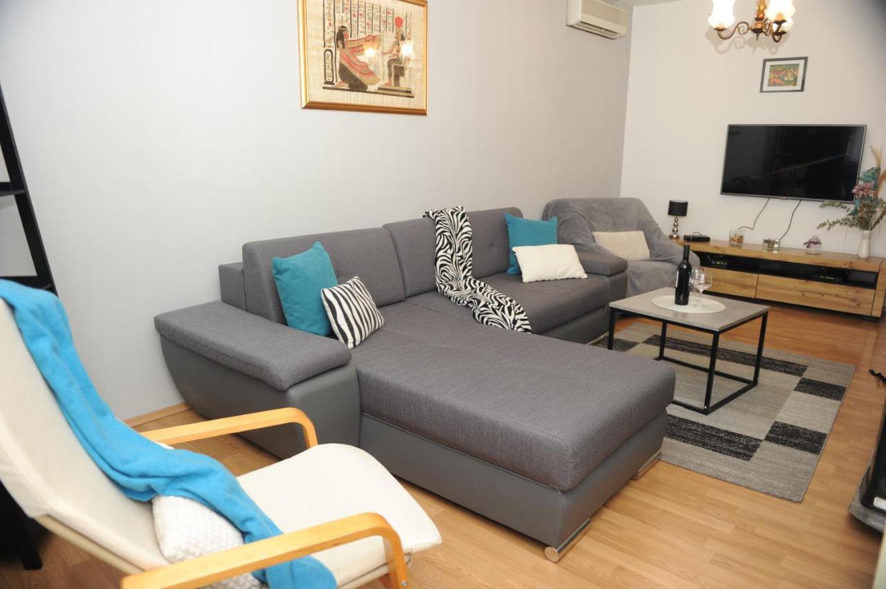 Apartman Santa *
